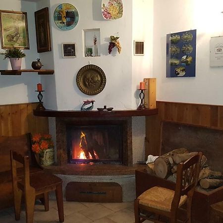 Agriturismo Volpe Golosa Morbegno Luaran gambar