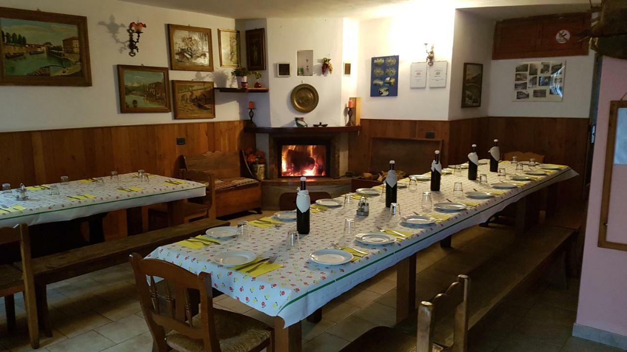 Agriturismo Volpe Golosa Morbegno Luaran gambar